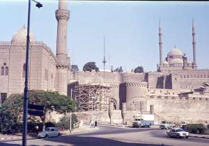 Sultan Hassan mecset ( 1977 )